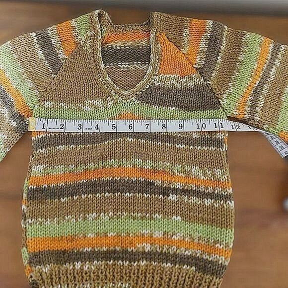 Vtg hand-knit toddler V-neck pullover sweater - Picture 5 of 8